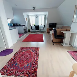 Peaceful Apartment- 3 Zi- Loggia & Garden In Blankenese- Hamburg
